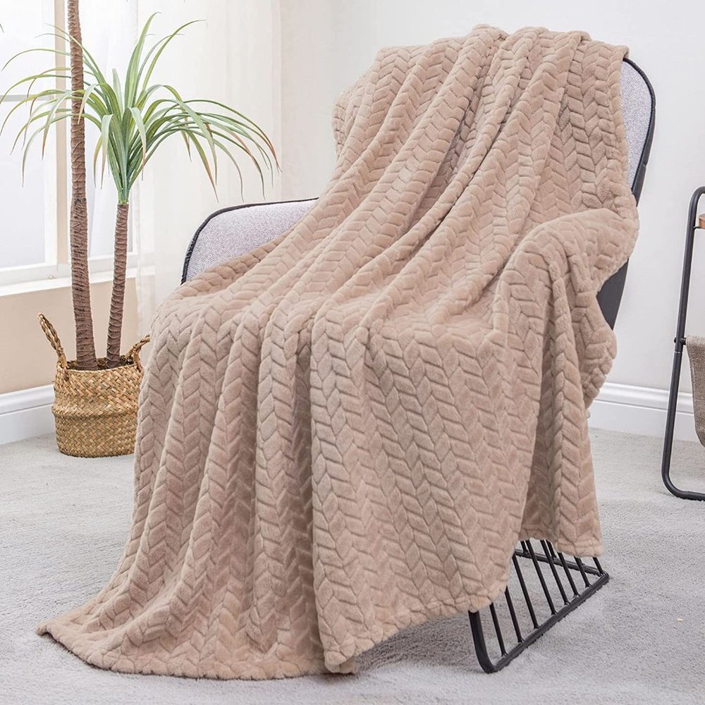 Tan/Beige Neutral Knit Jacquard Weave Pattern Decorative Warm Flannel Blanket - Picture 6 of 16